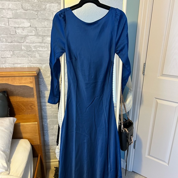 BNWT Ever New Australia - Cowl Back Midi Dress - Picture 5 of 8